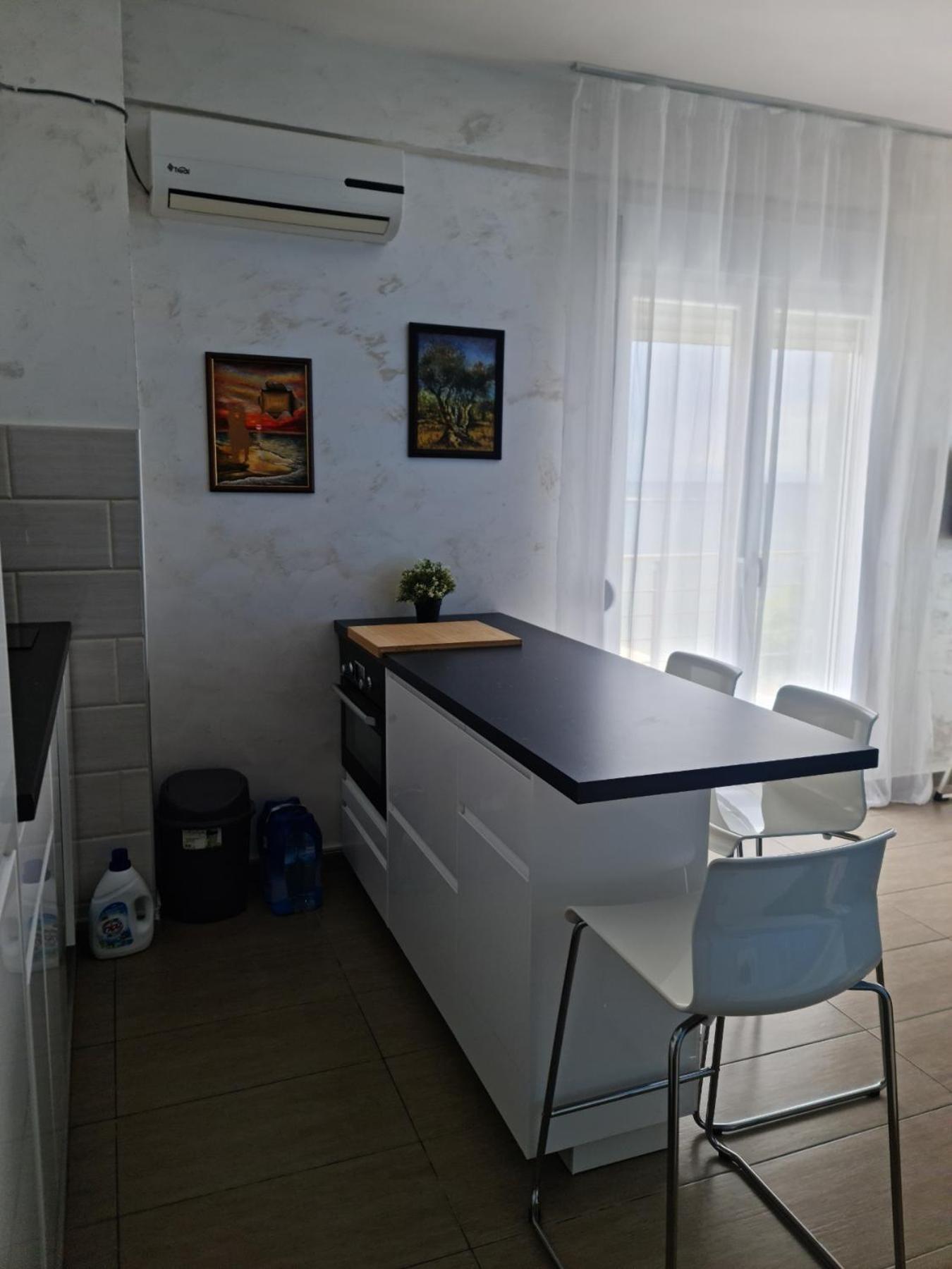 Roses Apartment Peraia  Exterior photo